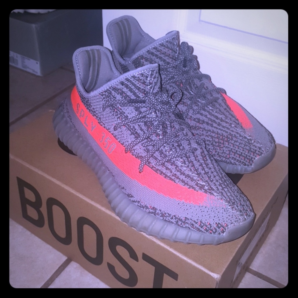 Yeezy Boost 350 V2
